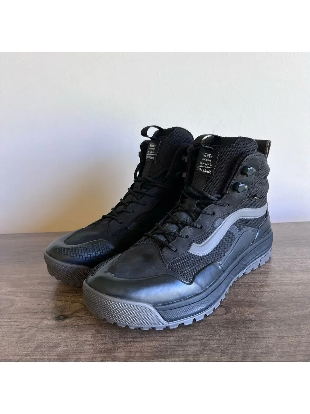 Vans NEW Unisex UltraRange Exo MTE Bryan Iguchi GoreTex Shoe Size 9 or 10.5 #178